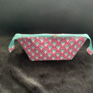 Scallop Scoop Pouch, Small