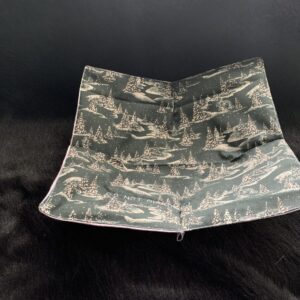 Snowy Trees Plate Cozy, Standard Size